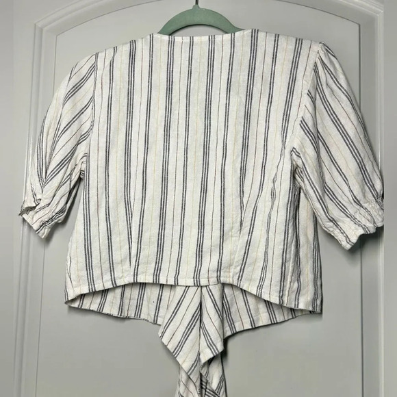 Abercrombie and Fitch Striped Linen Blend Top Blouse size M - Picture 3 of 8